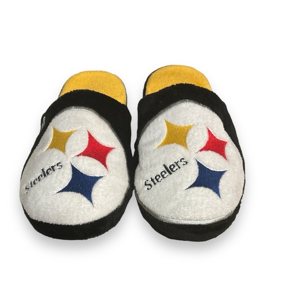 FOREVER COLLECTIBLES NFL Pittsburgh Steelers Logo Slippers - Picture 7 of 7